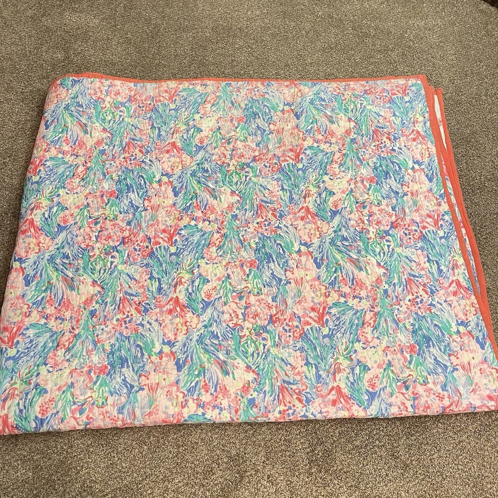 POTTERY BARN Lilly Pulitzer FAN SEA PANTS Full/ Queen Quilt Comforter 108x92 - Picture 11 of 16